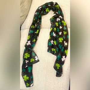 Shamrock scarf